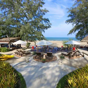 Lanta Castaway Beach Resort Koh Lanta