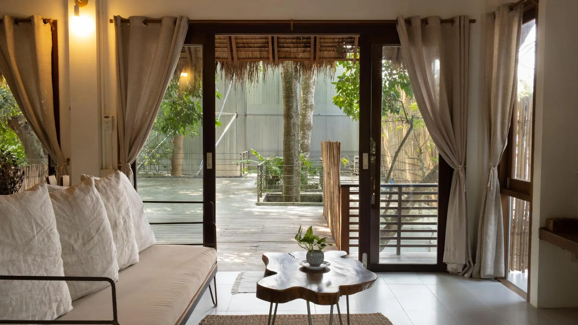 Big Tree Boutique Hotel Koh Tao